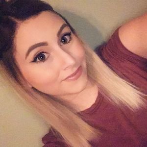 Meet your Posher, Selena